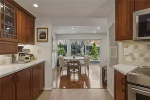 5535 Forbes Ave, Pittsburgh, PA 15217 - Photo 9