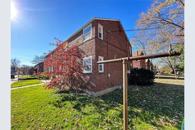 201 Elm St #15A, Neville Twp, PA 15225 - Photo 1