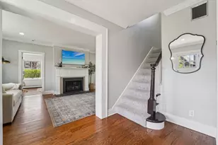 220 Newburn Dr, Pittsburgh, PA 15216 - Photo 9