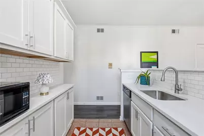 707 Bellefonte St, Pittsburgh, PA 15232 - Photo 13