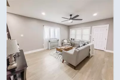 5642 Solway St, Pittsburgh, PA 15217 - Photo 5