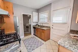 5642 Solway St, Pittsburgh, PA 15217 - Photo 15