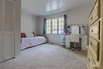 429 Allenberry Dr, Ross Twp, PA 15237 - Photo 13