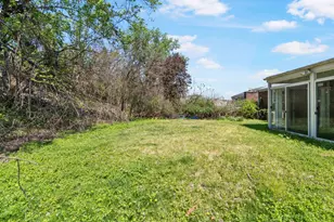 233 Laurie Dr, Pittsburgh, PA 15235 - Photo 35