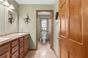 1621 Blackburn Heights Dr, Pittsburgh, PA 15143 - Photo 27