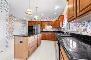 3027 Hilltop Dr, Murrysville, PA 15668 - Photo 15