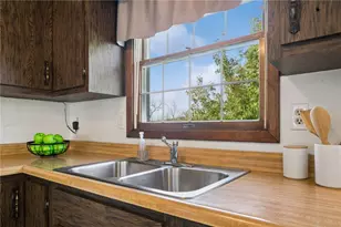 127 5th Ave, New Eagle, PA 15067 - Photo 17