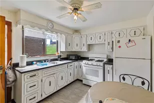 1334 Overdale Dr, West Homestead, PA 15120 - Photo 15