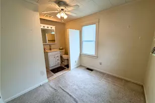 310 Oakland Ave, Grove City Boro, PA 16127 - Photo 11
