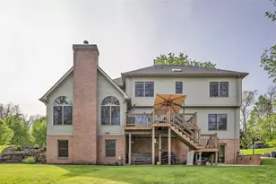163 Oakview Dr, Cranberry Township, PA 16066 - Photo 5