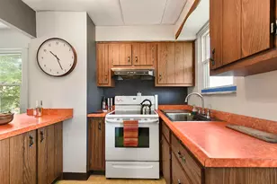 245 E Eugene St, Munhall, PA 15120 - Photo 17