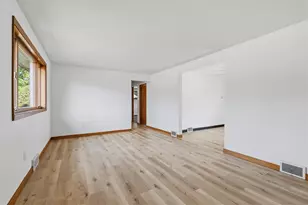 104 Glenn Ave, Pittsburgh, PA 15116 - Photo 9