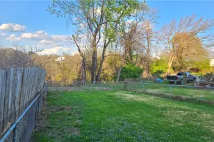 2311 Clinton St, Munhall, PA 15120 - Photo 33