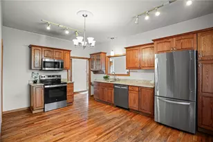 213 Pine St, Zelienople, PA 16063 - Photo 23