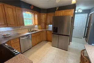 101 Kemar Dr, Summit Township, PA 16002 - Photo 11