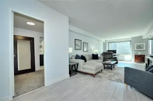 320 Fort Duquesne Blvd, Downtown Pgh, PA 15222 - Photo 9