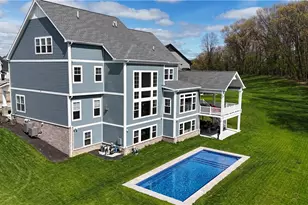 169 Sequoia Ln, Cranberry Township, PA 16066 - Photo 3
