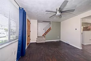6912 Greenwood St, Pittsburgh, PA 15206 - Photo 3