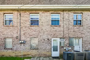 239 Whitestown Village, Twp of But NW, PA 16001 - Photo 33