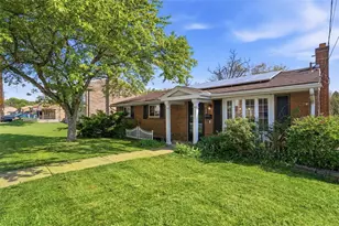 88 Lilmont Dr, Pittsburgh, PA 15218 - Photo 5
