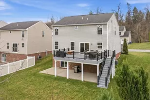 235 Long Ridge Dr, Kennedy Township, PA 15108 - Photo 29