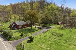 2038 Hookstown Grade Rd, Findlay Township, PA 15026 - Photo 3
