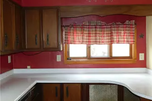 1207 W Crawford, Connellsville, PA 15425 - Photo 9