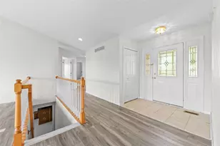 2408 Briarhill Ct, White Oak, PA 15131 - Photo 5