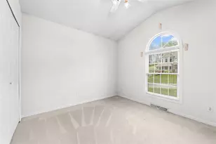 2408 Briarhill Ct, White Oak, PA 15131 - Photo 27
