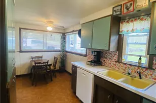 2928 Old Plank Rd, Neshannock Township, PA 16105 - Photo 11