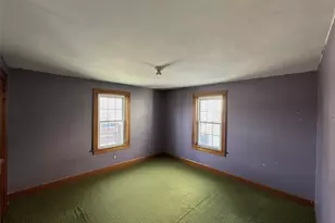 211 Hickory Way, Ellwood City, PA 16117 - Photo 9