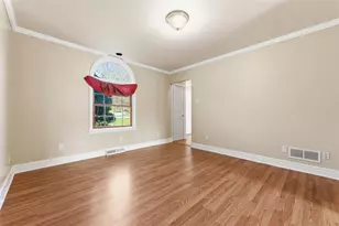 2346 Nicholson Rd, Pittsburgh, PA 15143 - Photo 9