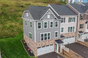 133 Moyer Hill Dr, Cranberry Township, PA 16066 - Photo 3