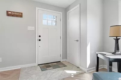 37 Pontiac Rd, Bethel Park, PA 15241 - Photo 5