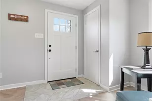 37 Pontiac Rd, Bethel Park, PA 15241 - Photo 5