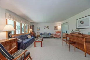 190 Kildee Dr, Pine Township, PA 15090 - Photo 13