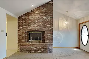 969 Beverly Ave, Harmony Township, PA 15003 - Photo 13
