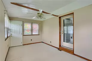 601 Lochinvar Dr, Pittsburgh, PA 15237 - Photo 13