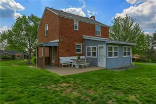 601 Lochinvar Dr, Pittsburgh, PA 15237 - Photo 41