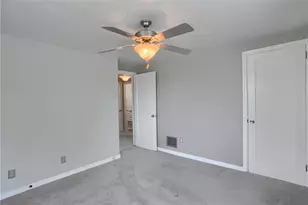 601 Lochinvar Dr, Pittsburgh, PA 15237 - Photo 33