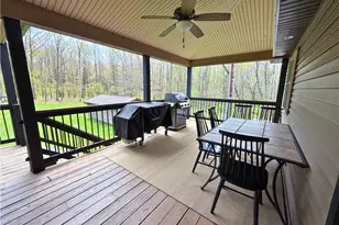 190 Pew Rd, Findley Township, PA 16137 - Photo 9