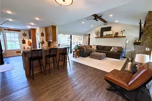 190 Pew Rd, Findley Township, PA 16137 - Photo 21