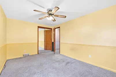 1033 Old Hills Rd, Elizabeth Twp/Boro, PA 15135 - Photo 17