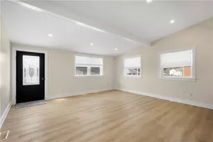 204 Buckels Ave, Houston, PA 15342 - Photo 7