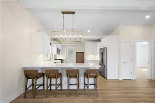 204 Buckels Ave, Houston, PA 15342 - Photo 11
