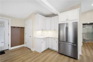 204 Buckels Ave, Houston, PA 15342 - Photo 15