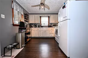 507 Welty Ave, Jeannette, PA 15644 - Photo 23