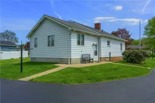 3015 Spring Garden Ave, Neshannock Township, PA 16105 - Photo 5