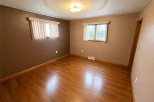 322 Kozak Way, Mt Pleasant Boro, PA 15666 - Photo 13