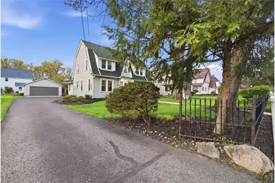 117 E Fairfield Ave, New Castle, PA 16105 - Photo 1